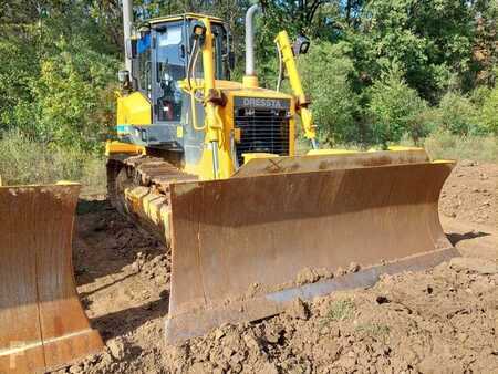 Dozer Apripista 2022 Dressta TD-15M SERIES2 (2)