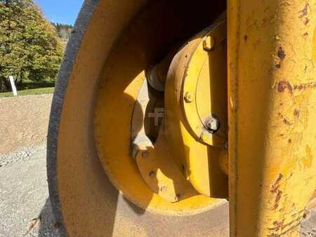 Tandemové válce 1999 Hamm DV 8.22 (28)
