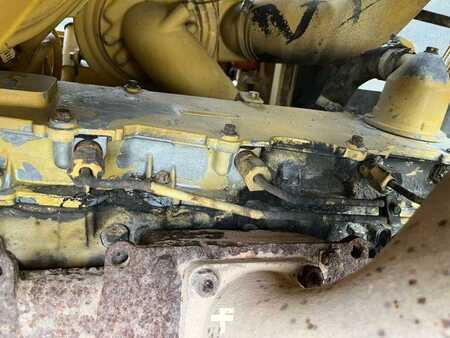 Lánctalpas rakodó 1988 Caterpillar 943 (35)