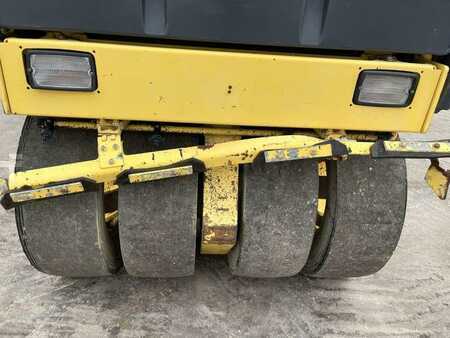 Compactadores pata de cabra  2000 BOMAG BW 135 AC (25)