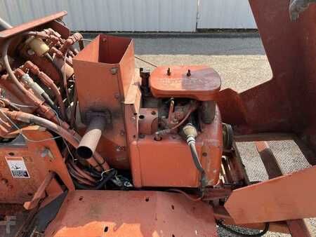 Pozostałe 1991 Ditch Witch 2020K (26)