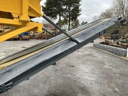 Sonstige 2002 Komatsu A PERCUSSION BR100R (15)