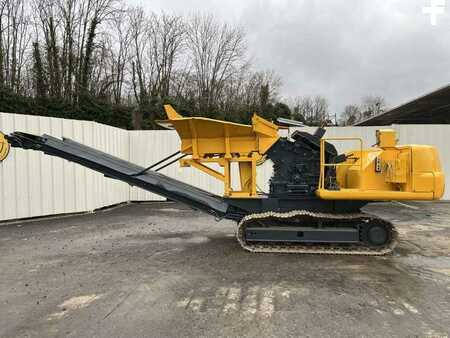 Sonstige 2002 Komatsu A PERCUSSION BR100R (3)