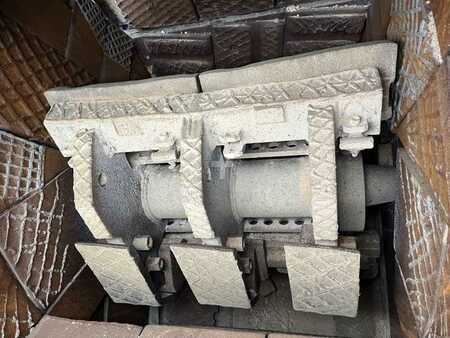 Sonstige 2002 Komatsu A PERCUSSION BR100R (41)