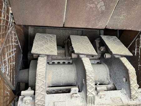 Sonstige 2002 Komatsu A PERCUSSION BR100R (42)