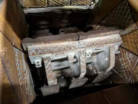 Sonstige 2002 Komatsu A PERCUSSION BR100R (48)