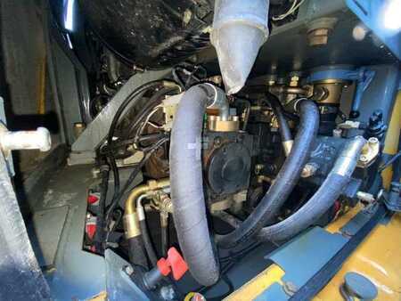 Chargeuse sur pneus 2001 Liebherr L554 (23)
