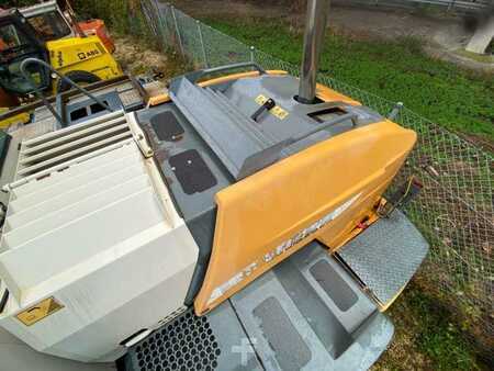 Chargeuse sur pneus 2001 Liebherr L554 (39)