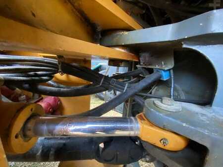 Chargeuse sur pneus 2001 Liebherr L554 (46)