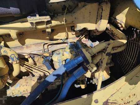 Bulldozer 1975 Caterpillar D8K + Porte Engins (32)
