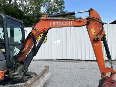 Minikaivinkoneet 2015 Hitachi ZX33U-5A CLR (18)