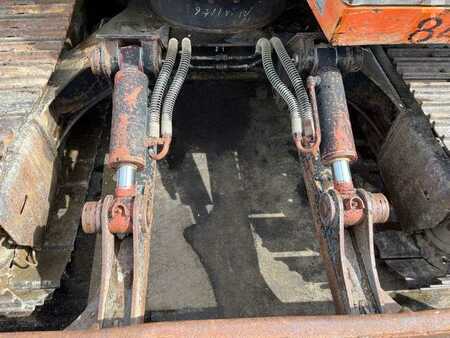 Lánctalpas kotrógép 1990 Hitachi EX60 (19)
