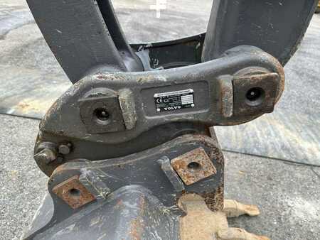 Mini excavators 2018 Volvo ECR50D (12)