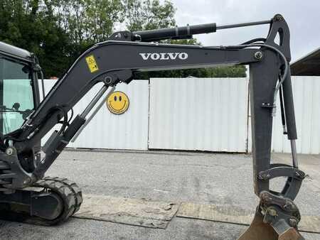 Mini excavators 2018 Volvo ECR50D (17)