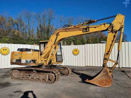 Excavadoras de cadenas 1993 Caterpillar E120B (1)