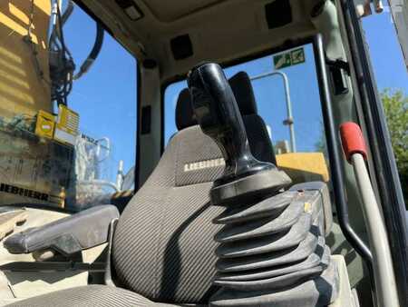 Telakaivinkoneet  2007 Liebherr R924 Compact Litronic (47)