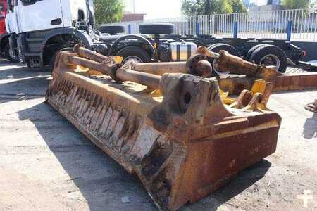 Pásové buldozery 1988 Komatsu D375A-1 (12)