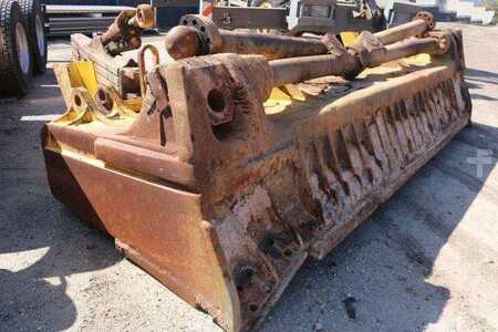Pásové buldozery 1988 Komatsu D375A-1 (7)