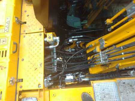 Beltegraver 2023 JCB 150XL SV (10)