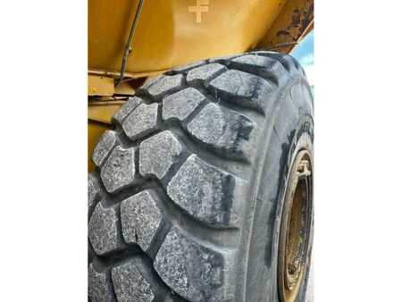 Knickgelenkte Muldenkipper/Dumper 2021 Caterpillar 740GC (10)