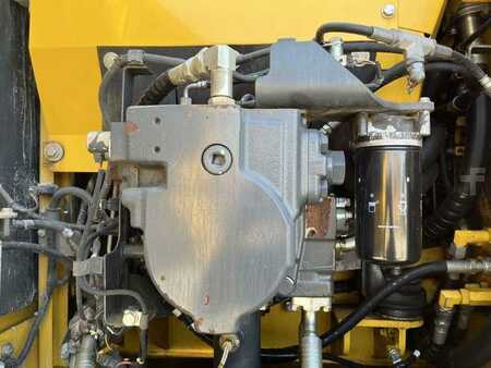 Materiaalinkäsittelykoneet  2016 Komatsu PC240LC-10 (29)