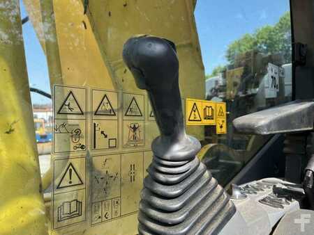 Materiaalinkäsittelykoneet  2016 Komatsu PC240LC-10 (50)