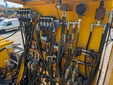Andet 2001 Hausherr HBM 80-1 (37)