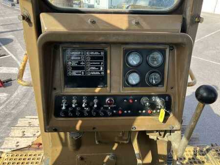 Buldożery 1984 Caterpillar D8L (30)