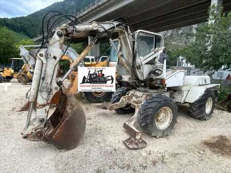 Excavadoras de ruedas 1993 Mecalac 8CXI (1)