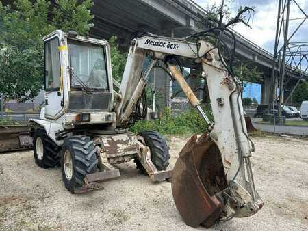 Excavadoras de ruedas 1993 Mecalac 8CXI (10)