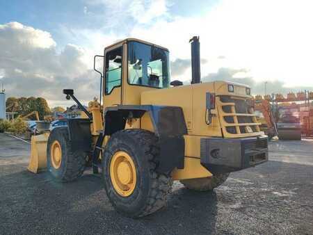 Carregadeira de rodas 1998 Komatsu WA270-3 (5)