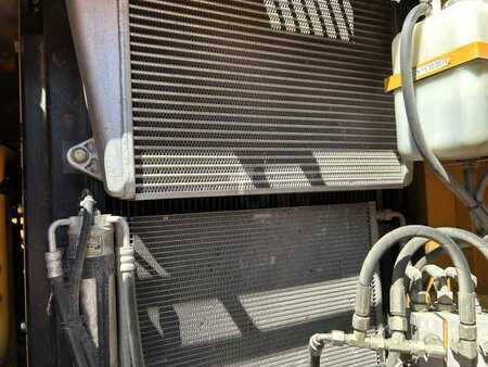 Escavadora de rodas 2006 Hyundai ROBEX 140W-7 (8)