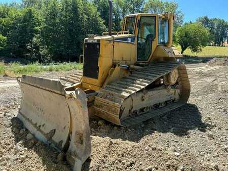 Bulldozer 2004 Caterpillar D6N LGP (1)