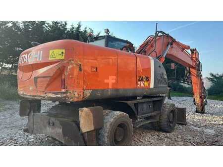 Escavadora de rodas 2011 Hitachi ZX210W-3 (3)