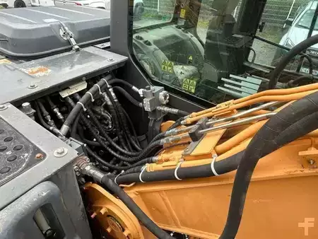 Telakaivinkoneet  2012 Case CX130B (30)