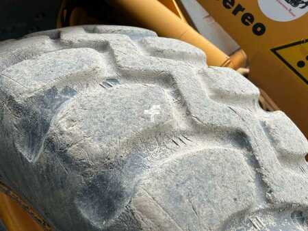 Chargeuse sur pneus 2006 Liebherr L514 Stereo (21)