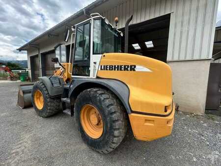 Chargeuse sur pneus 2006 Liebherr L514 Stereo (4)