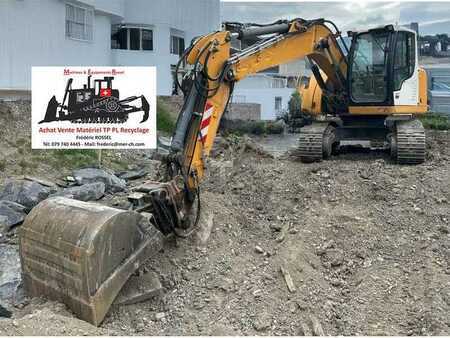 Hydraulic Excavators 2016 Liebherr R914 COMPACT (1)