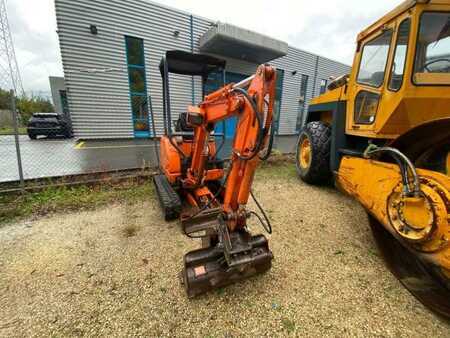 Minibagry 2004 IHI 15NX MACHINE SUISSE (27)