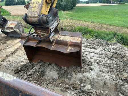 Bæltegraver 2006 Kobelco SK235SRNLC-1ES (24)