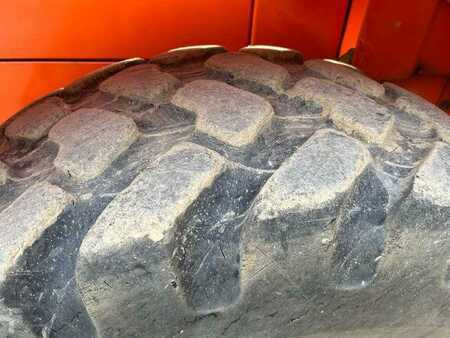 Wheel Loaders 2000 Hitachi W130A (34)