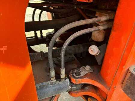 Wheel Loaders 2000 Hitachi W130A (42)
