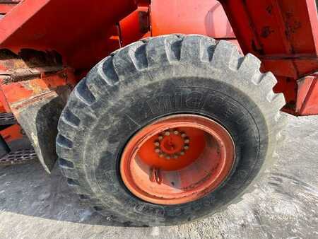Wheel Loaders 2000 Hitachi W130A (45)