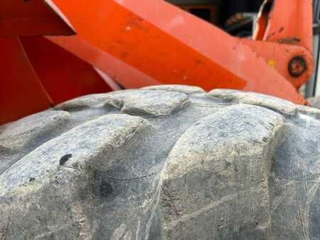 Wheel Loaders 2000 Hitachi W130A (49)