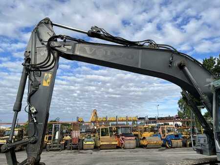 Kettenbagger 2015 Volvo EC220DL (16)