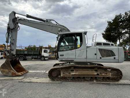 Bæltegraver 2017 Liebherr R922LC (4)