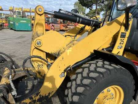 Outro 2012 Caterpillar 906H (13)