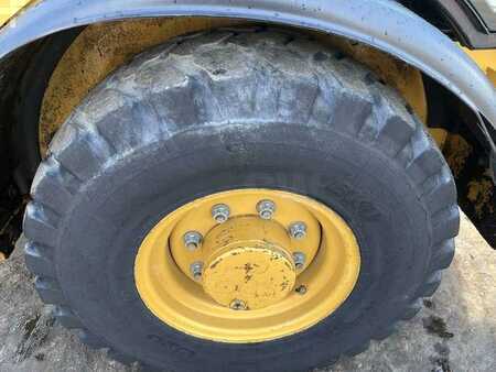 Outro 2012 Caterpillar 906H (23)