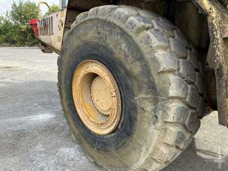Kink Dumprar 2000 Bell B40CM 6X6 (23)