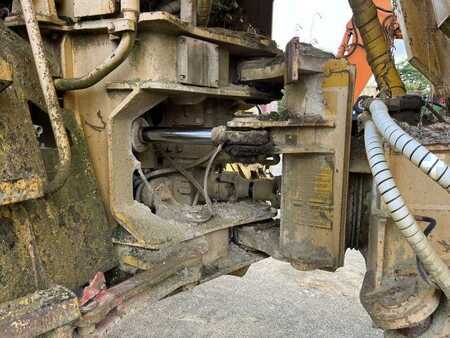 Kink Dumprar 2000 Bell B40CM 6X6 (25)